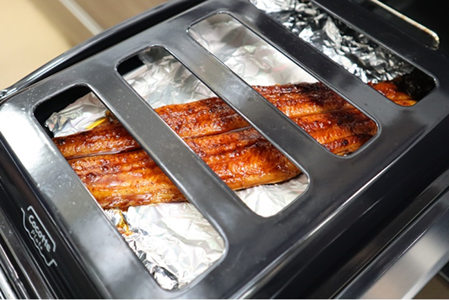 デリシア×ココットプレートで焼いたうなぎ